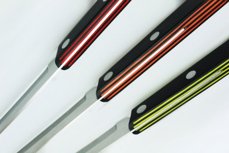 Couteau de table noir/orange Güde Universel lame micro-dentée en inox 10cm