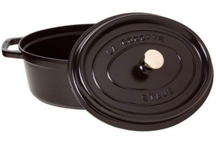 Cocotte STAUB ovale en fonte émaillée noire tous feux - 31 et 33cm