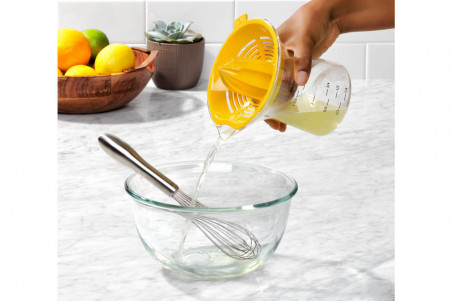 Presse agrumes OXO orange et citron avec récipient 350ml