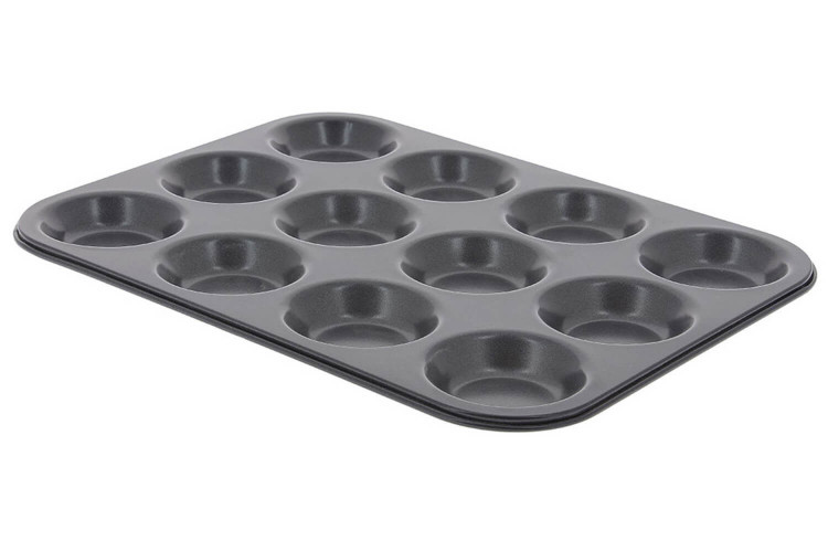 Moule en acier antiadhésif De Buyer pour 12 tartelettes rondes