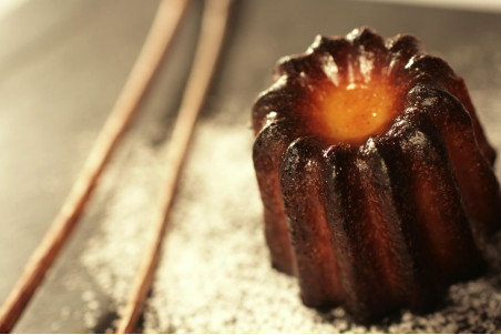 Lot de 4 moules à cannelés en acier De Buyer antiadhérents