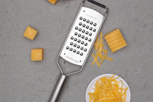 Râpe de cuisine gros grains Microplane Professional tout inox 2