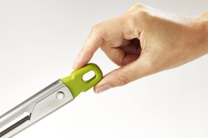 Pince de cuisine Joseph Joseph Elevate Steel acier inox 31,5cm avec reposoir 2
