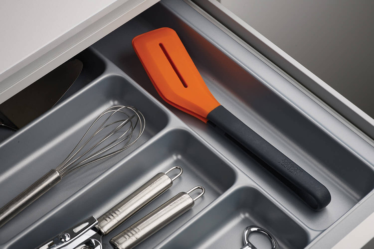 Pince spatule Joseph Joseph Turner Tongs en synthétique et silicone 30cm