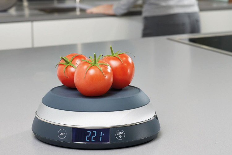 Balance de cuisine digitale Joseph Joseph Switch Scale 2 en 1 à surface réversible