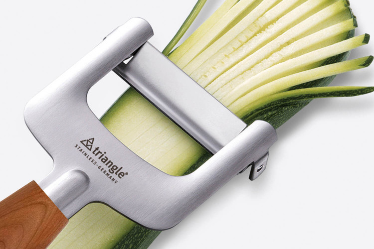Éplucheur à julienne Triangle Sense lame inox et manche prunie