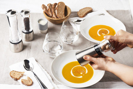 Moulin à sel manuel Peugeot Daman U Select en acrylique et inox - 16 et 21cm