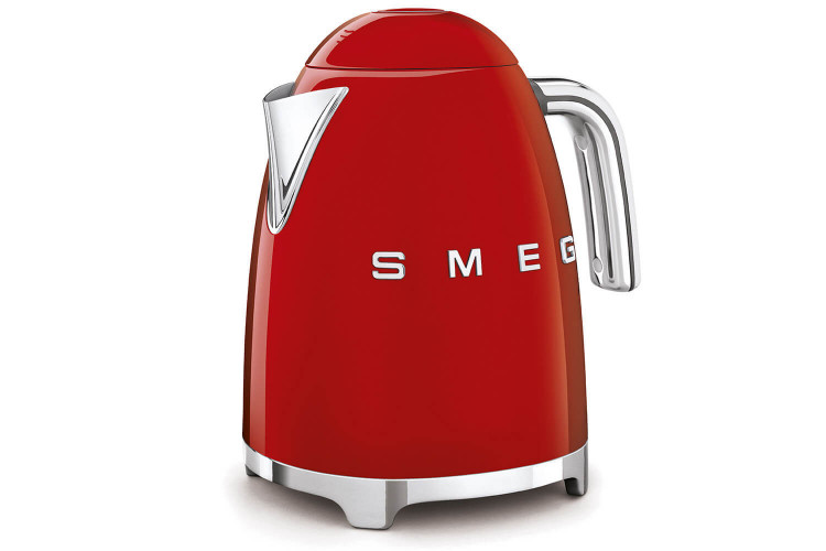 Bouilloire Smeg design rétro années 50 - 1,7L