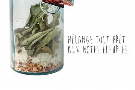 Mélange pour rhum arrangé Quai Sud Paradise Island mix en carafe framboise coco - 1l