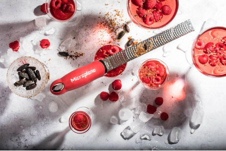 Râpe-zesteur Microplane Premium Classic Rouge Grenade - lame inox 20,3cm