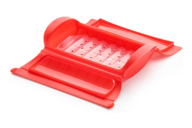 Cuiseur vapeur en silicone Lékué rouge avec filtre