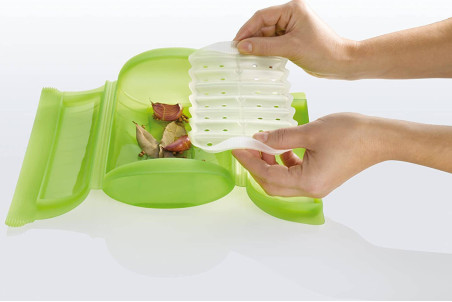 Cuiseur vapeur en silicone Lékué vert avec filtre