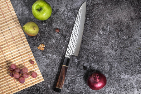 Couteau de chef Sayuto Desert Damas lame martelée 21cm