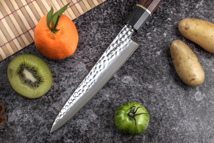 Couteau universel Sayuto Desert Damas lame martelée 15cm