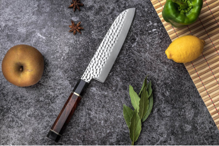 Couteau santoku Sayuto Desert Damas lame martelée 18cm