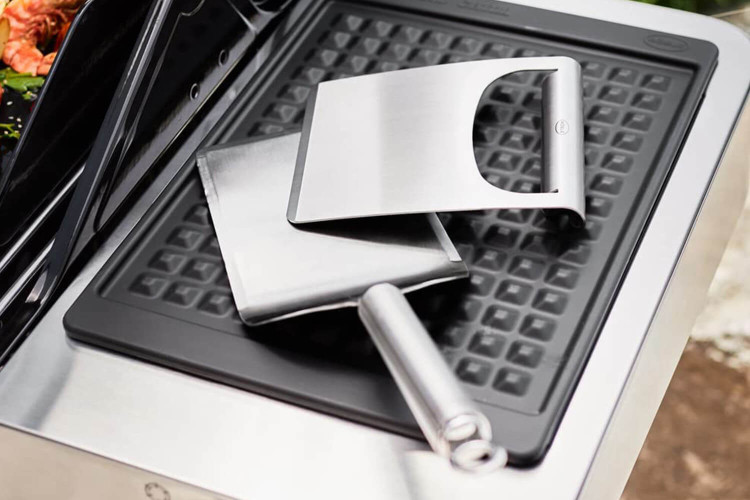 Spatule de cuisine Rösle pour plancha en acier inox 18/10