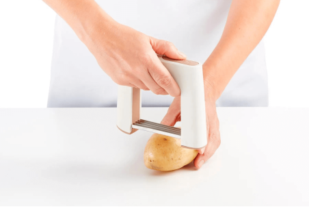 Trancheur multi-lame Hasselback Lékué avec bouton poussoir