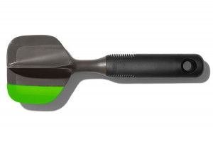 Presse et trancheuse à avocat OXO en silicone 30cm