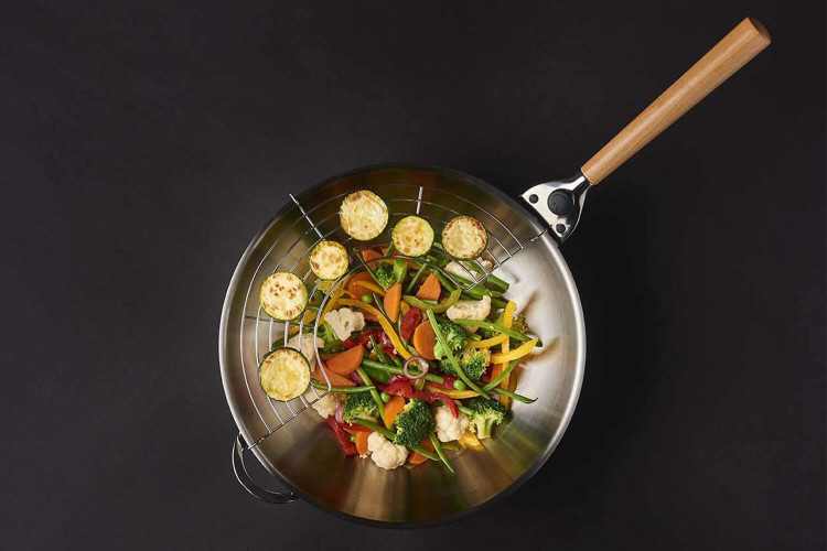 Wok en acier inox Mastrad O'Wok Gourmet avec grille et poignée amovible