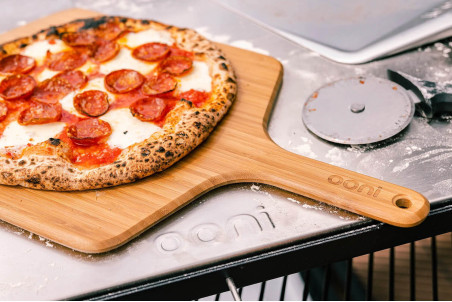 Grande planche à pizza Ooni en bambou 30cm