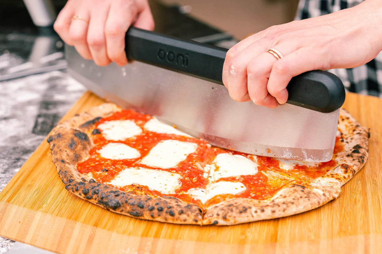 Grande planche à pizza Ooni en bambou 30cm