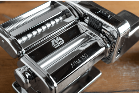 Machine à pâtes italienne motorisée Marcato Atlasmotor 220V - design acier chromé