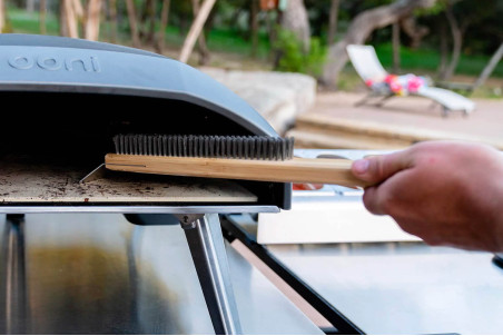 Brosse barbecue Ooni 60cm en acier inox - Adapté pour four à pizza