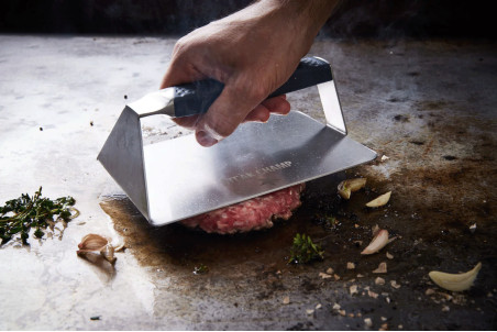 Presse à viande Steak Champ en acier inox 19x13x6,5cm