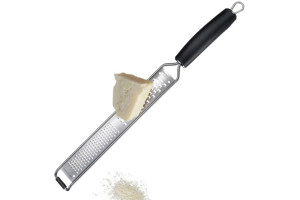 Râpe de cuisine Westmark Technicus Pro coupe moyenne et fine - 40 cm