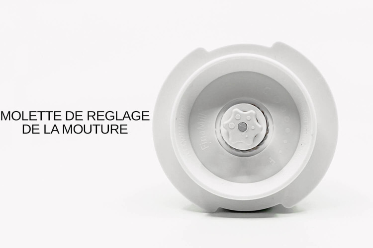 Moulin électrique Finamill PRO Plus rouge - 2 capsules pour broyer