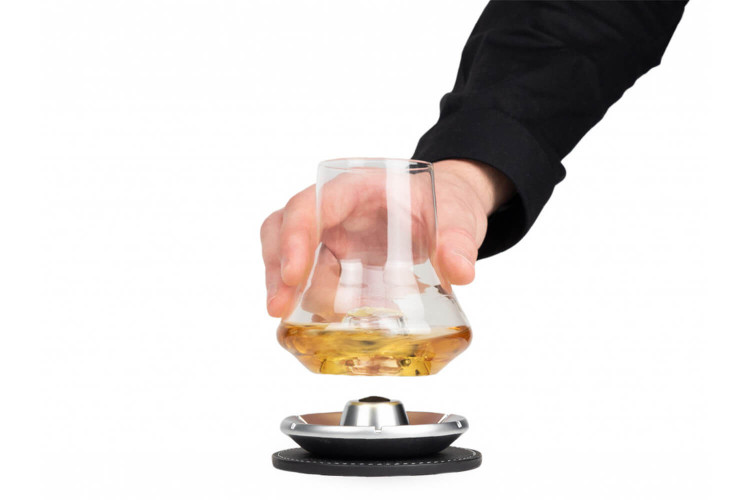 Kit dégustation whisky Peugeot Les Impitoyables verre 29cl + socle rafraîchissant