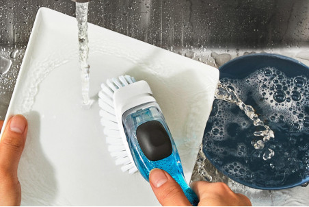 Brosse vaisselle Oxo distributrice de savon - 30cm