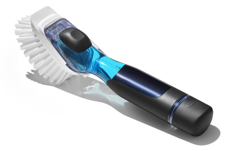 Brosse vaisselle Oxo distributrice de savon - 30cm