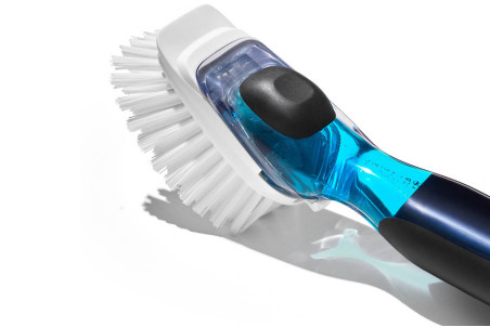 Brosse vaisselle Oxo distributrice de savon - 30cm