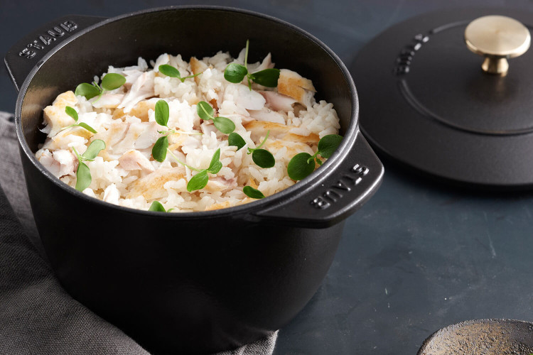 Cocotte à riz Staub Gohan ronde en fonte émaillée noir mat