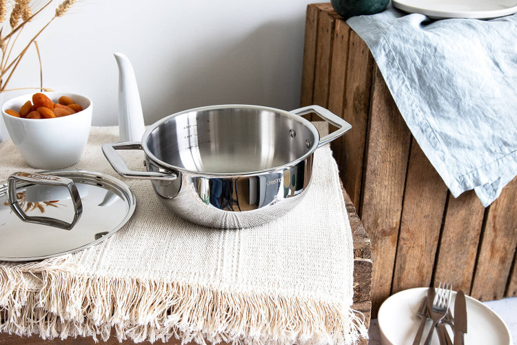 Faitout en inox 18/10 Cristel Castel'Pro conception 5 ply + couvercle inox