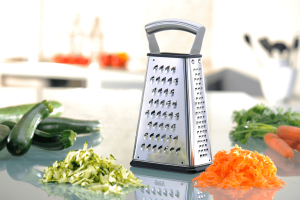 Râpe de cuisine 4 faces Gefu Vitales en acier inox 2