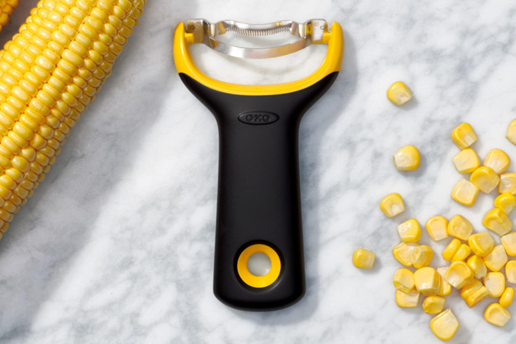 Éplucheur de maïs OXO PREP lame crantée et manche synthétique