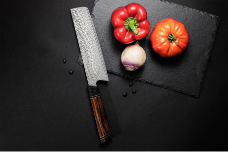 Couteau Fukito Desert Damas 67 couches modèle nakiri 18cm