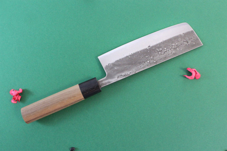 Couteau nakiri japonais traditionnel Wusaki Nakata BS2 manche en noyer - Lame San Mai 16,5cm