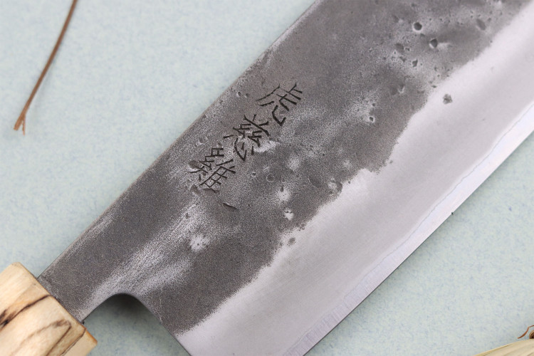 Couteau nakiri japonais traditionnel Wusaki Nakata Erable BS2 manche en érable - Lame San Mai 16,5cm