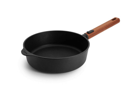 Sauteuse en fonte d'aluminium Woll Diamond QXR Eco Logic manche bois amovible