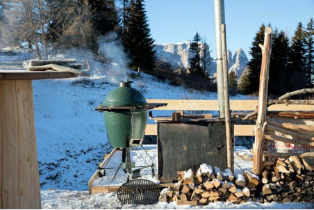 Barbecue charbon de bois Big Green Egg Small polyvalent en céramique - Haut de gamme
