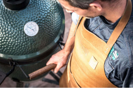 Barbecue charbon de bois Big Green Egg Medium polyvalent en céramique - Haut de gamme