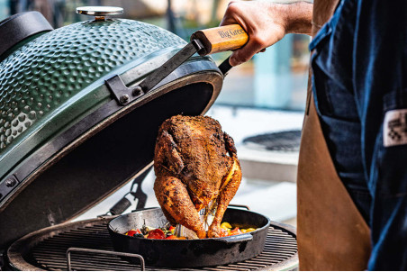 Support à rôtir vertical pour canette de bière et poulet Big Green Egg - Ustensile pliable