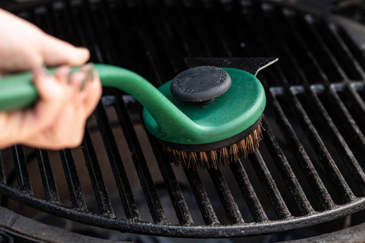 Brosse à barbecue Big Green Egg SpeediClean manche long