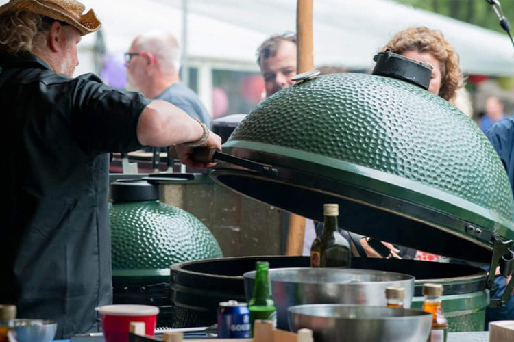 Barbecue charbon de bois Big Green Egg XXLarge polyvalent en céramique - Haut de gamme