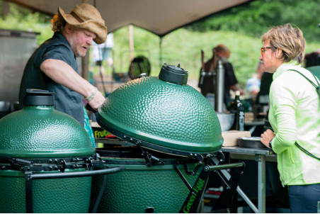 Barbecue charbon de bois Big Green Egg XXLarge polyvalent en céramique - Haut de gamme