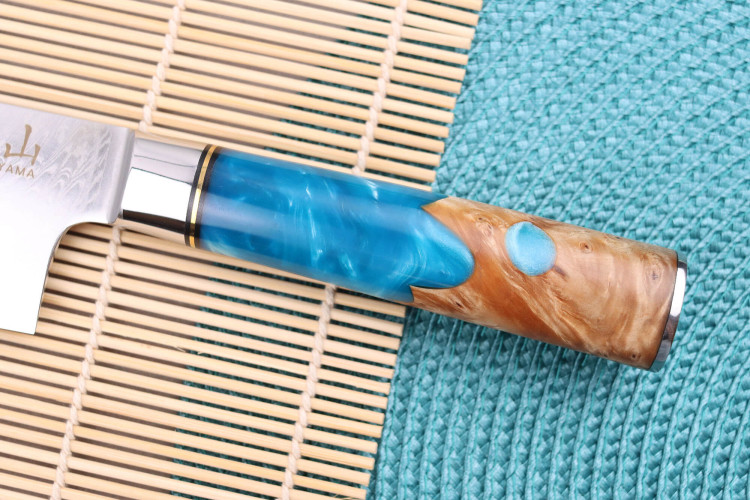 Couteau nakiri Kutoyama Damas Azur lame acier VG10 17cm