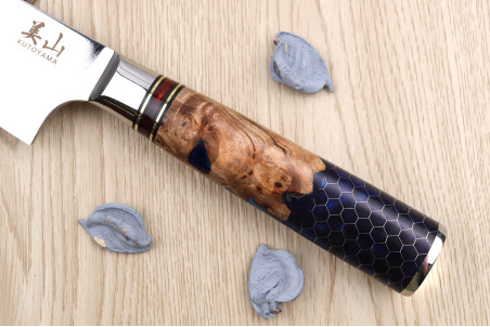 Couteau de chef Kutoyama Damas Nid d'Abeille lame acier VG10 19cm
